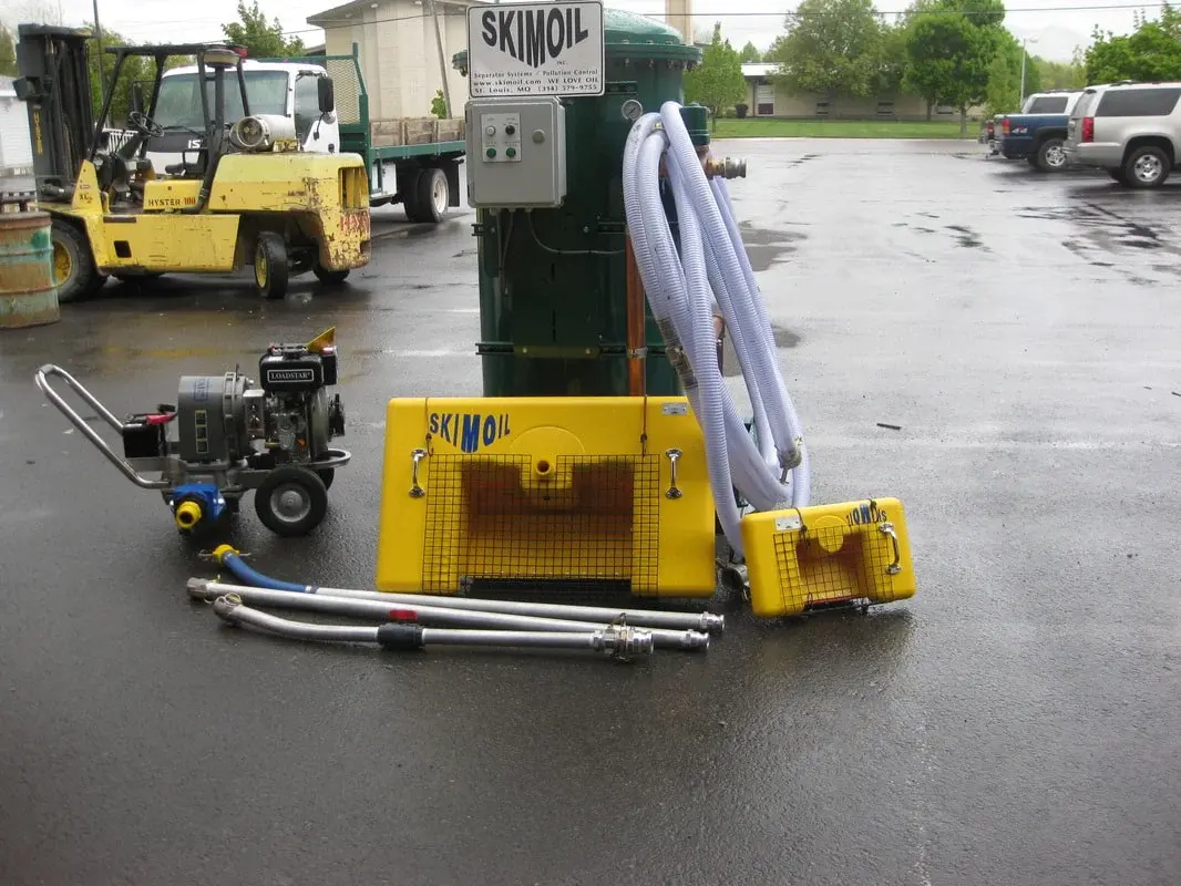 SkimOIL oil-water equipment ready for transport