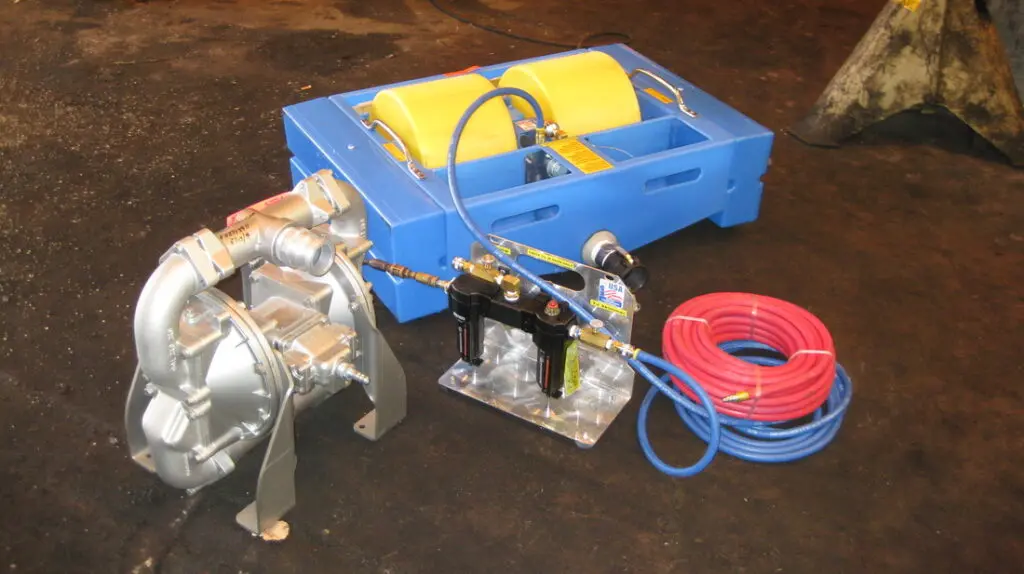 First Response Oil Skimming Systems — When Things Get Serious: FDS & Steelmax
