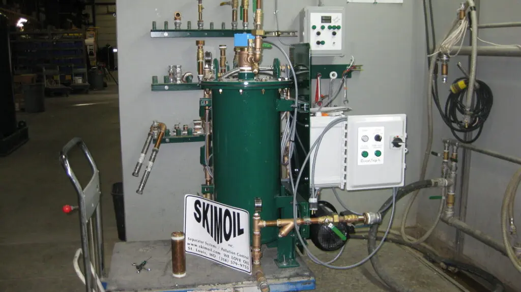 Moon Pool Oil Skimmer equipment